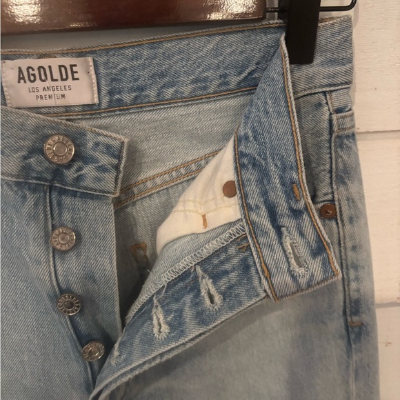 Agolde Riley High Rise Straight cropped .
Distressed Blue Jeans in size 24 W - Picture 8 of 10